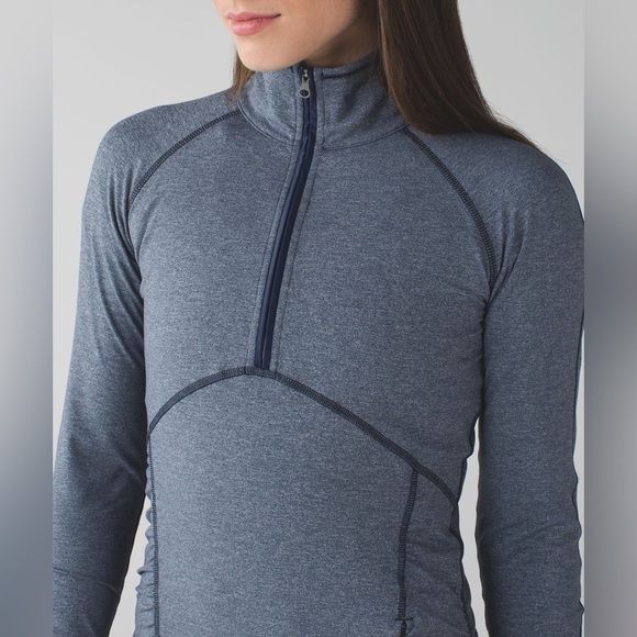 Lululemon Kriss Cross 1/2 Zip - Picture 3 of 15